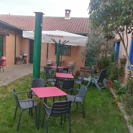 Hostel Peregrinos Casaflor Murias de Rechivaldo