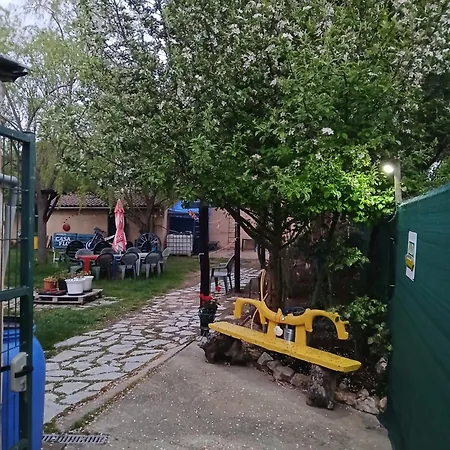 호스텔 Peregrinos Casaflor *